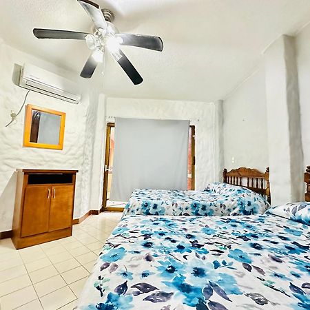 Playa Suites 马萨特兰 客房 照片