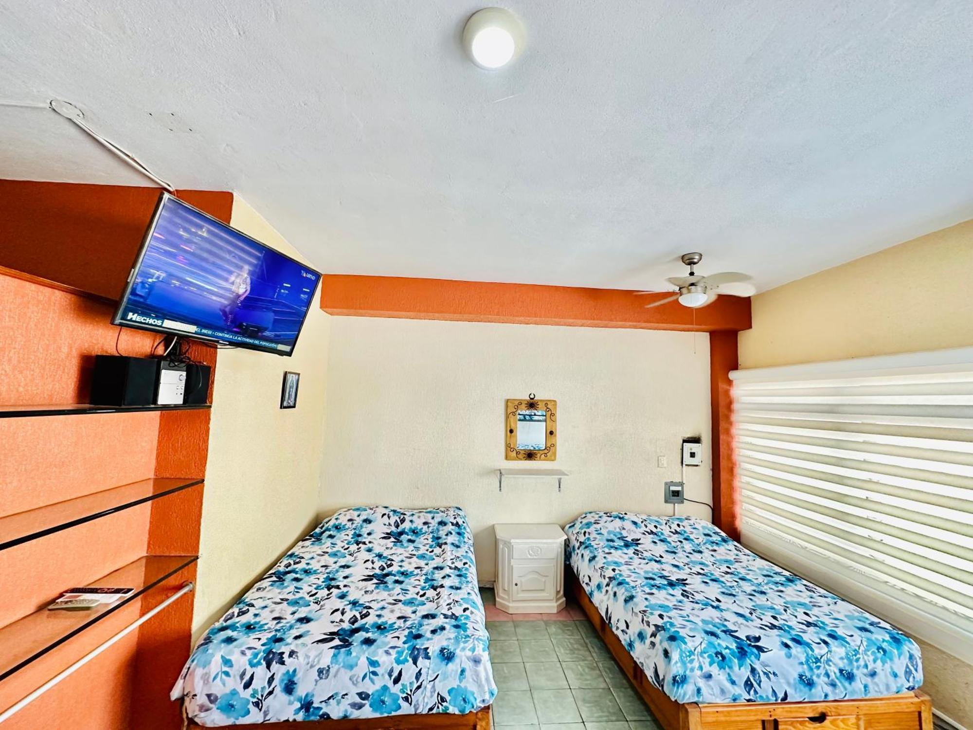 Playa Suites 马萨特兰 客房 照片
