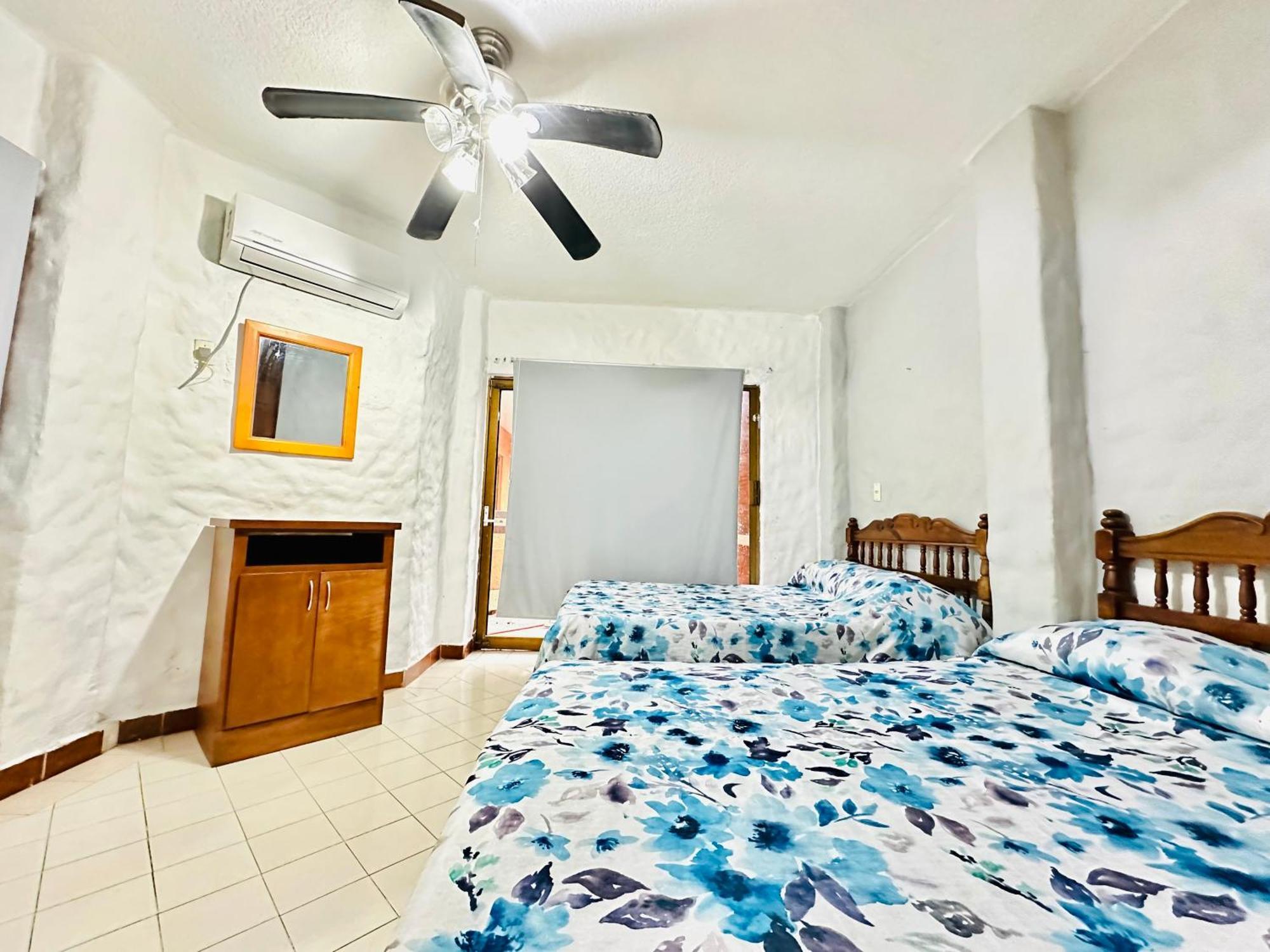 Playa Suites 马萨特兰 客房 照片