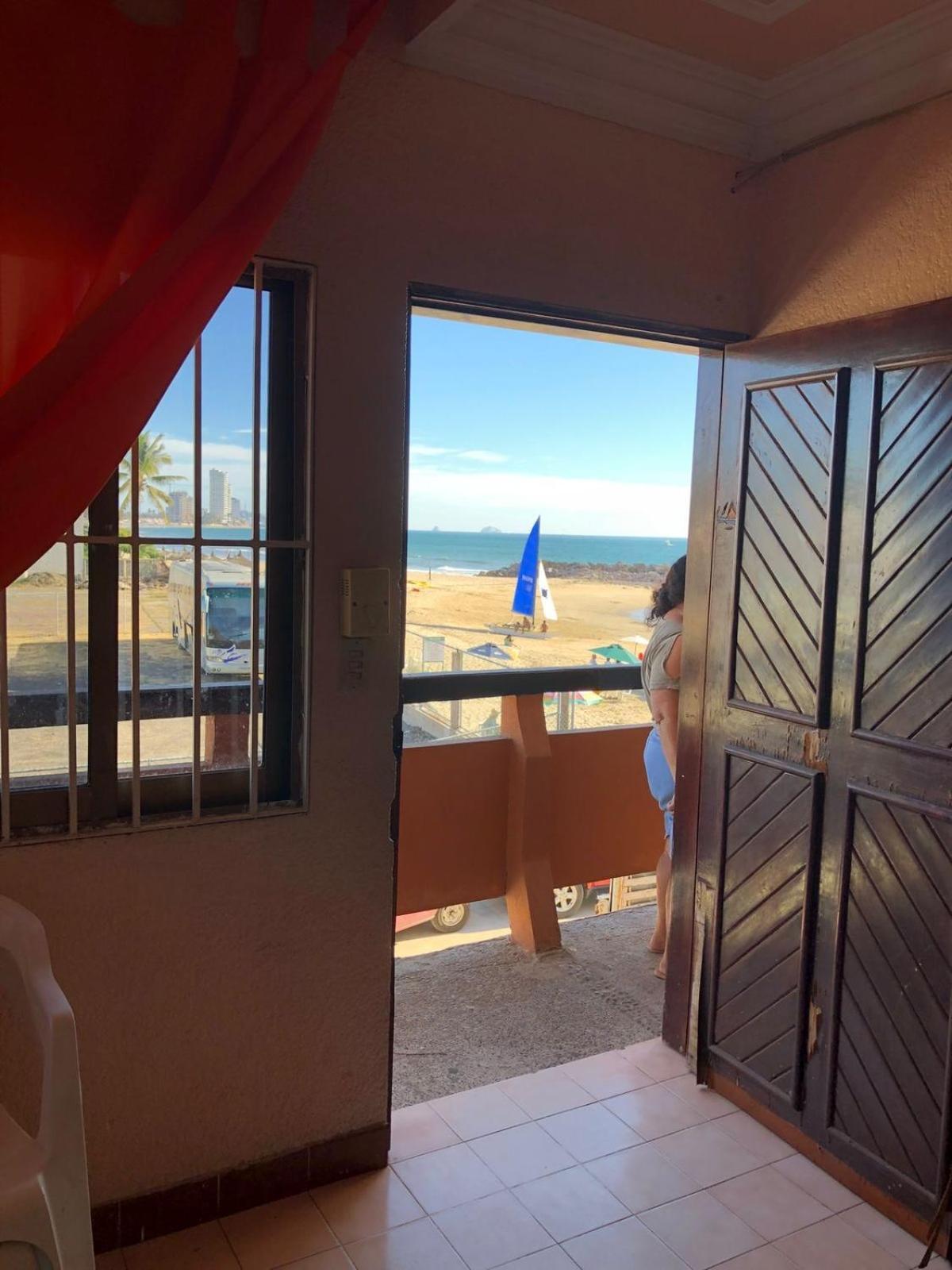 Playa Suites 马萨特兰 客房 照片